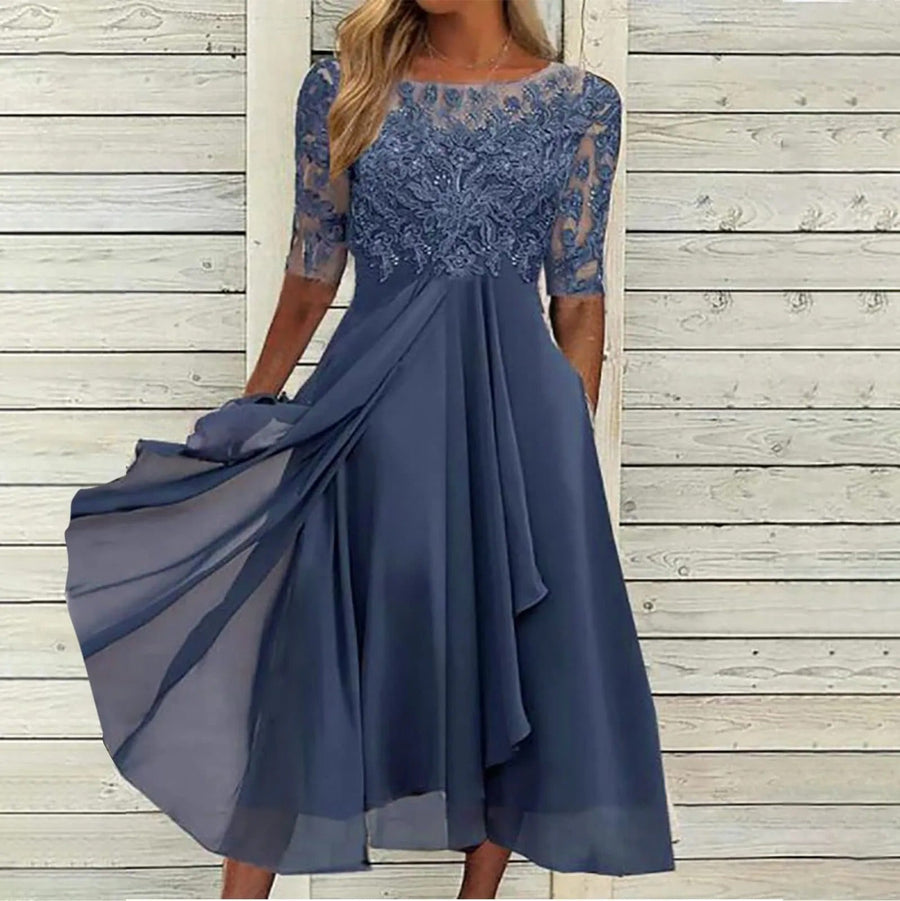 Brielle – Elegantes Handgefertigtes Spitzenkleid