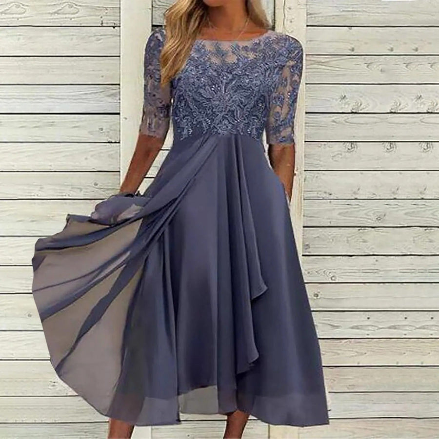 Brielle – Elegantes Handgefertigtes Spitzenkleid