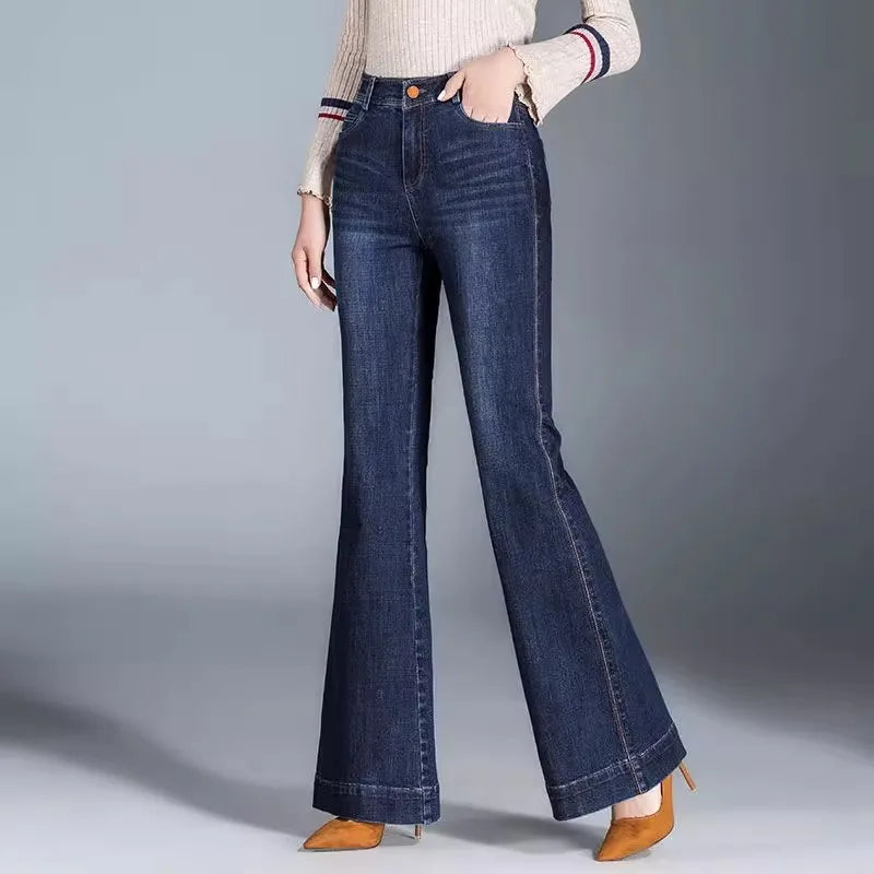 Celeste – Stilvolle Bootcut-Denim