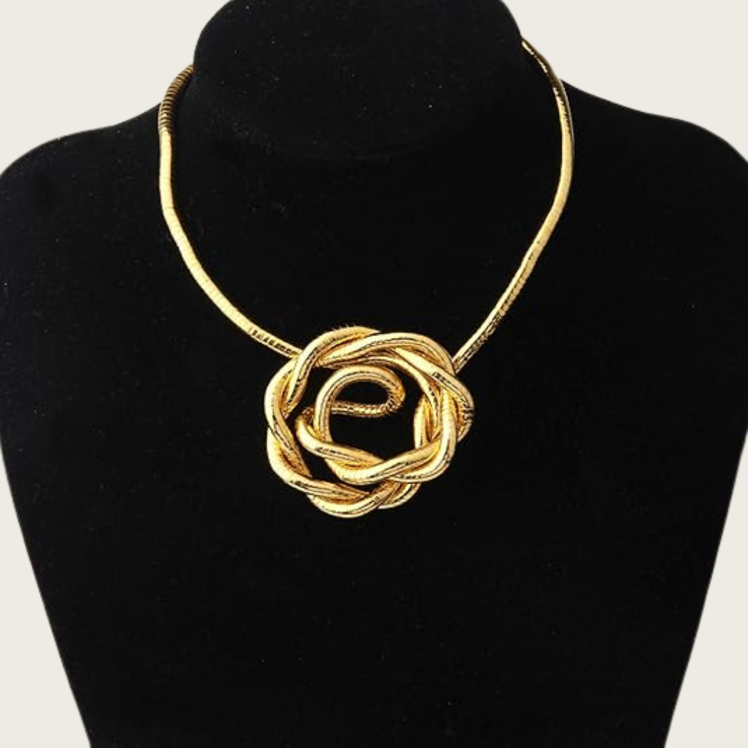 Daphne™ Statement-Kette mit kunstvollem Knoten-Design