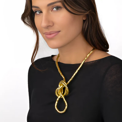 Daphne™ Statement-Kette mit kunstvollem Knoten-Design