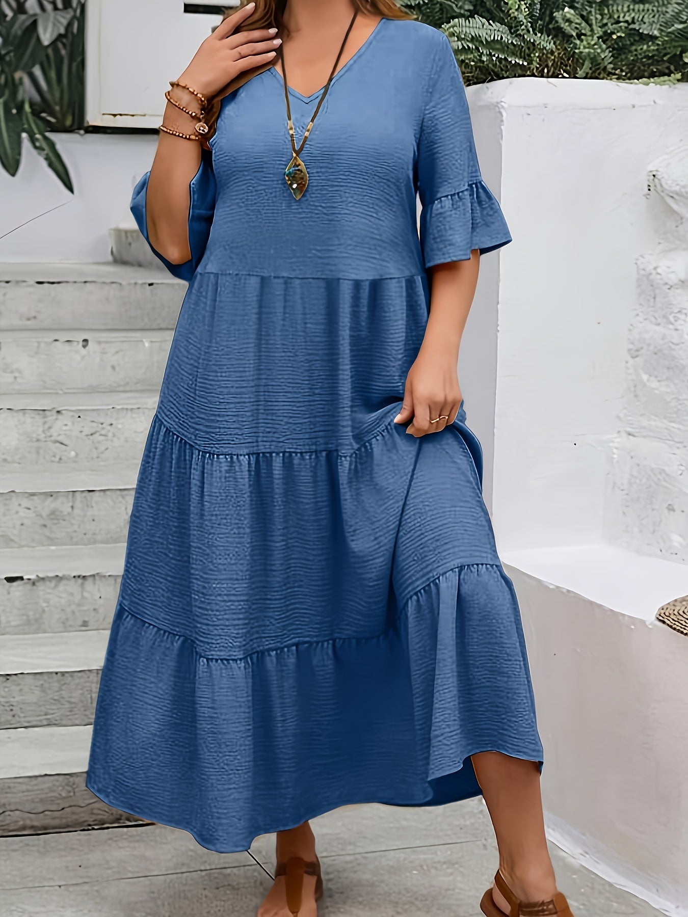 Elisa | Plus Size V-Ausschnitt-Kleid